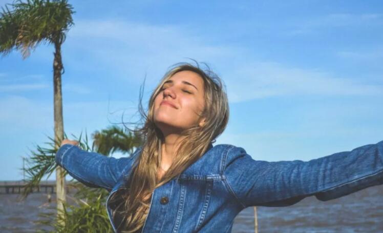 一个人静静的心情说说文案