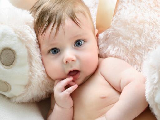 发宝宝照片配个性说说文案