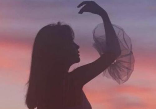 代表失眠的幽默句子文案