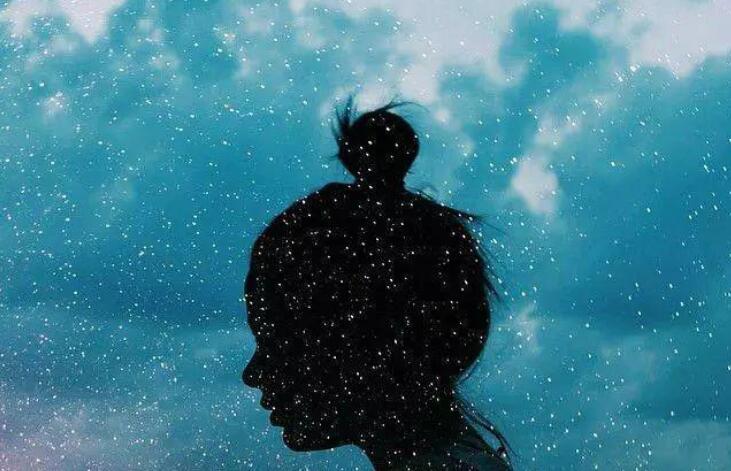 撕心裂肺大哭伤感句子文案