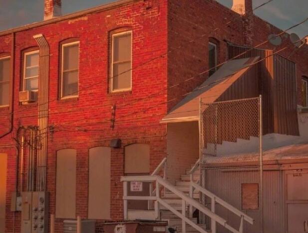 80后不敢说累的句子文案