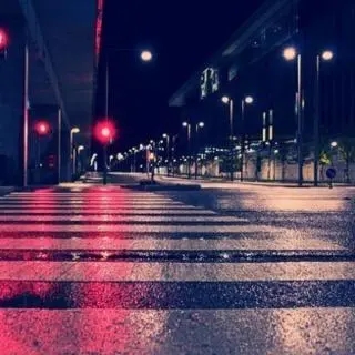 深夜朋友圈配图伤感