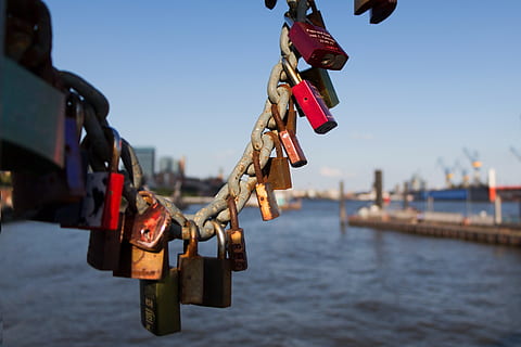 如果一个人男人爱你的句子文案