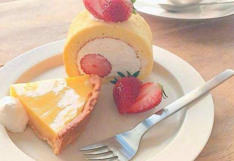 觅食回来的说说文案