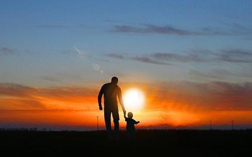 形容父亲伟大的句子文案