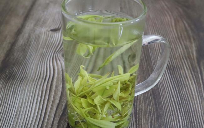 喝茶发表心情短句