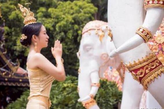 朋友圈难过的说说文案心情短语