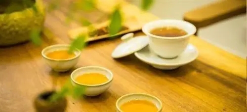 赞美女人如茶唯美句子文案