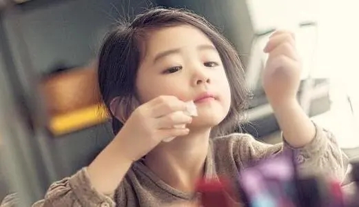 打耳洞发说说文案