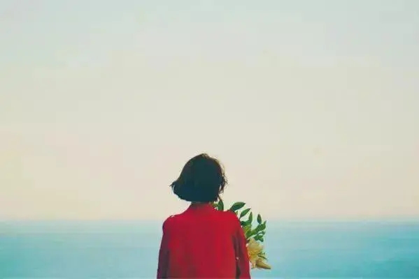 女人要活得潇洒的句子文案