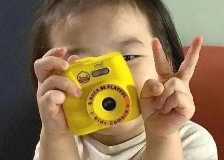 发表小宝贝可爱的说说文案