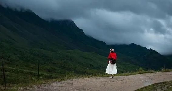 适合阴天的朋友圈文案