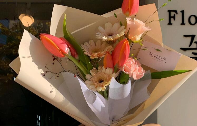 有气质的个性签名女生简短