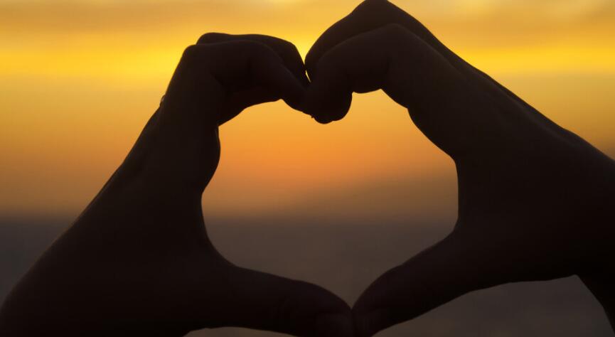 简短男女情话文案一人一句