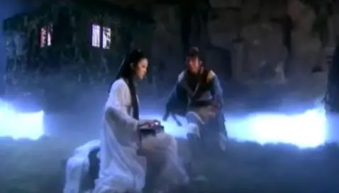 形容女子弹琴的古风句子文案