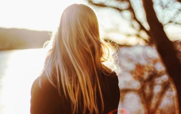 给女朋友道歉的话500字