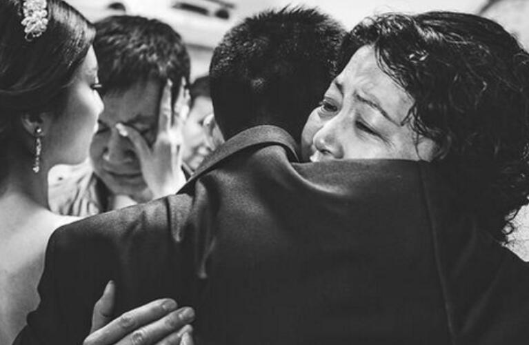 和父母离别的句子文案说说或心情短语