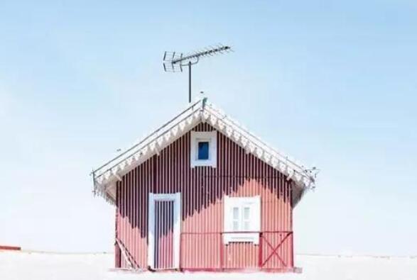 表达现在的人比较现实的句子文案