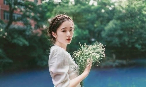 高冷说说文案女生霸气狠心