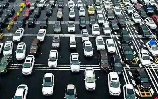 堵车幽默发朋友圈