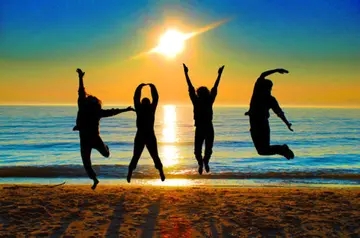 同学情谊的经典句子文案