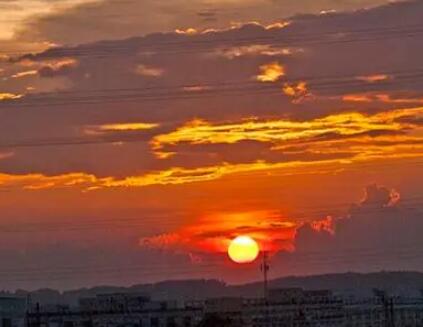 形容晚霞的诗句文案