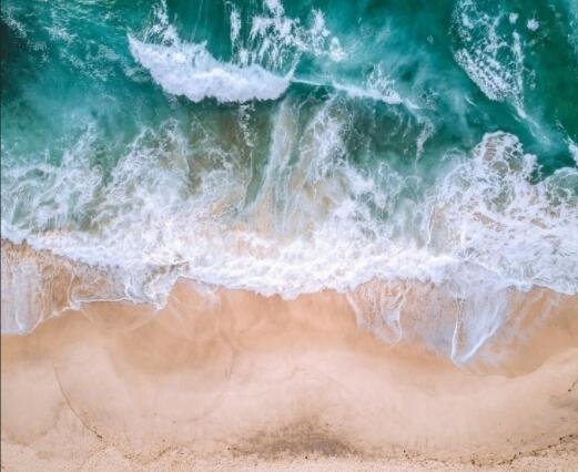 沙滩文案朋友圈