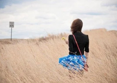 从伤心中走出来的句子文案