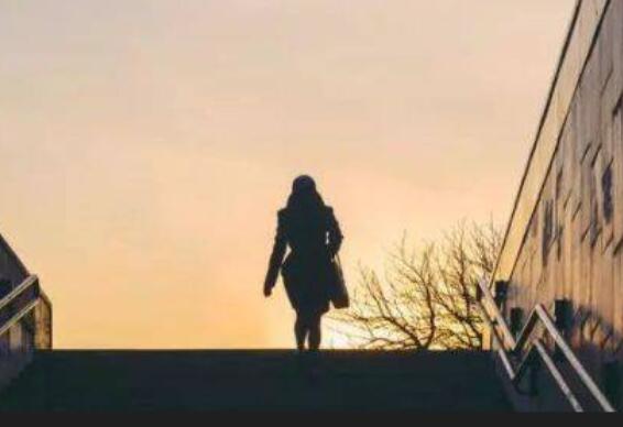 抖音的经典图片和句子文案