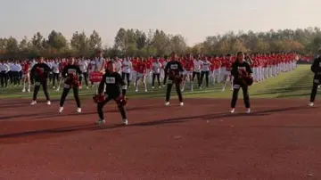 给运动会加油助威的句子文案20字