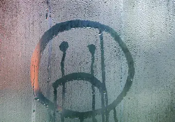 世界太现实的句子文案