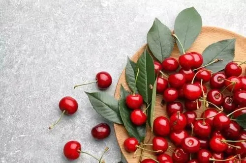 有关樱桃成熟了的语句文案