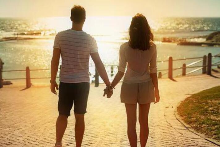 晚安女朋友暖心话短句