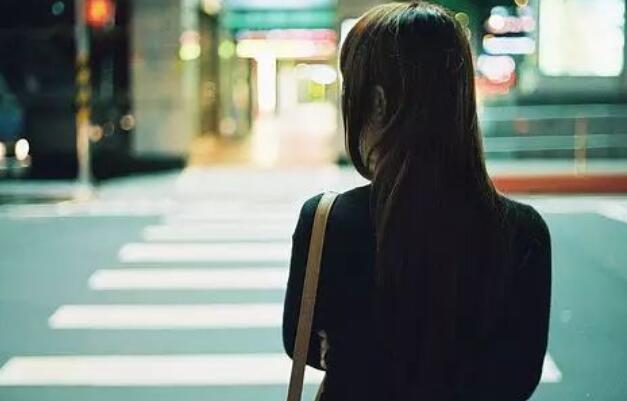 身在异乡的伤感语录文案