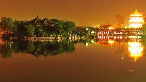 描写大唐盛世夜景的句子文案