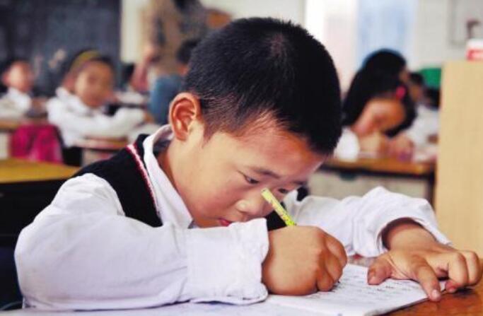 关于严厉教育的名言警句