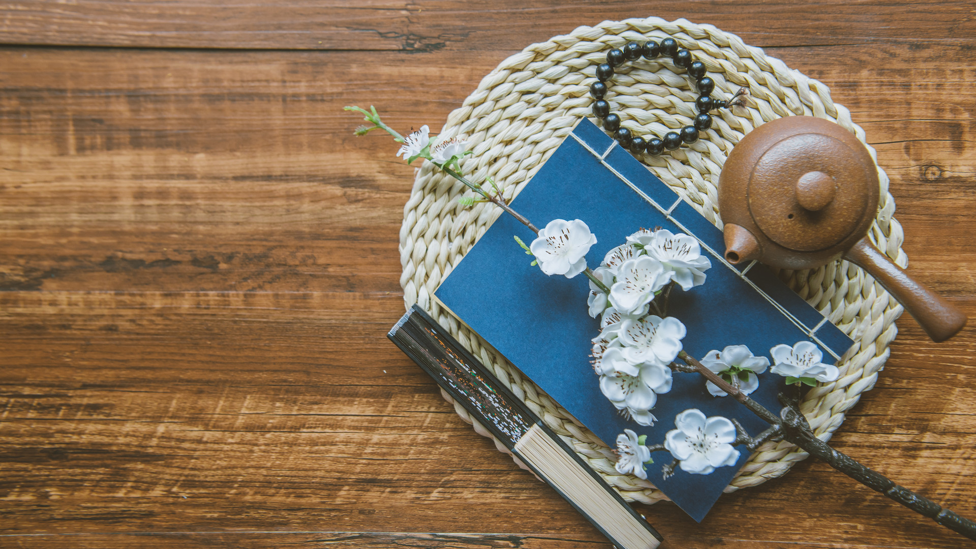 30篇有书名的好词好句文案