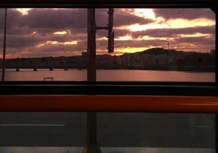 表达心情低落无奈的诗词