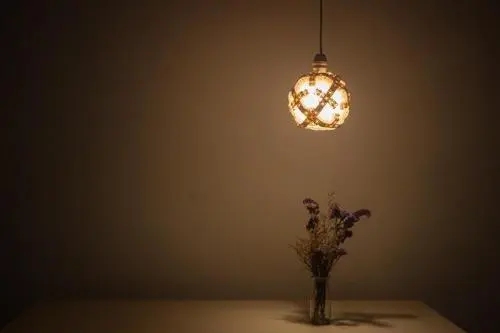 现实残酷又很扎心的句子文案