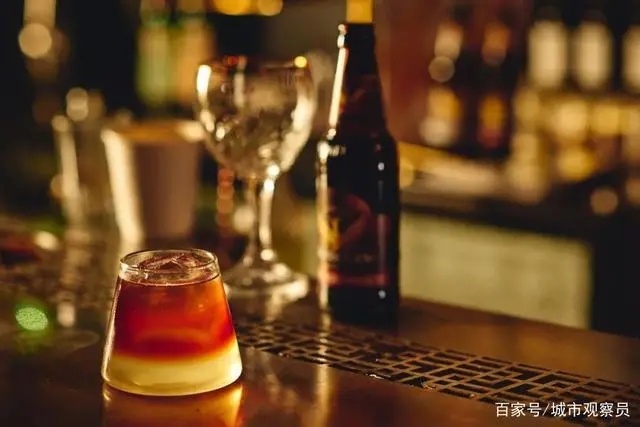 喝酒微醺的朋友圈说说文案