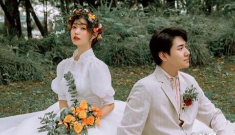 结婚纪念日调侃老公的句子文案