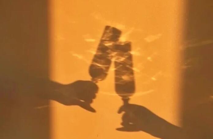 看透社会人情的句子文案