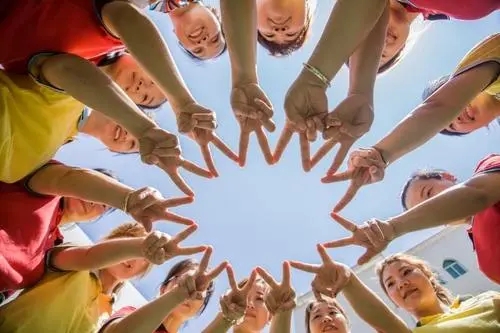 感谢团队的辛勤付出简短一句话