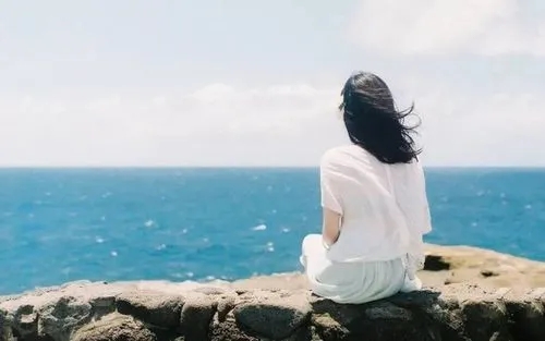 对一个女人思念的情话文案