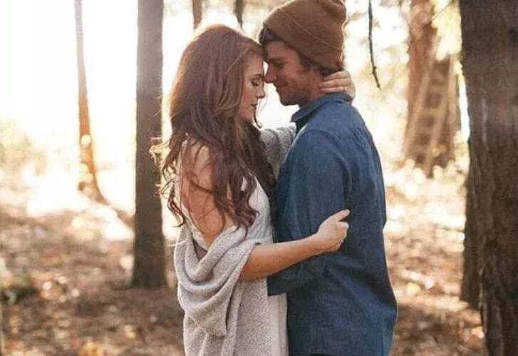 情侣贺卡寄语简短