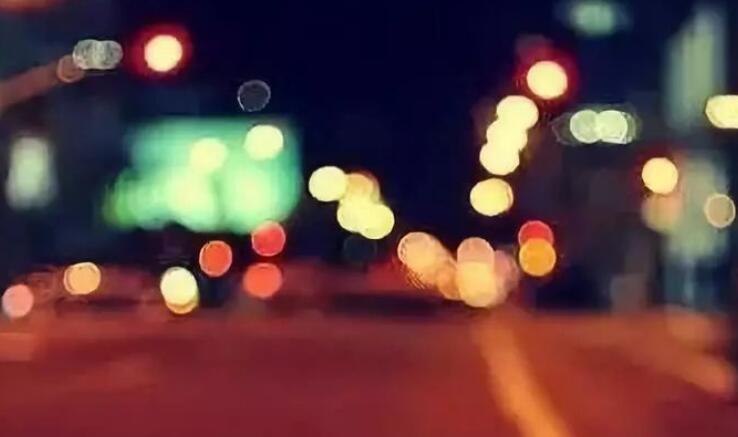 熬夜伤感句子文案说说心情短语