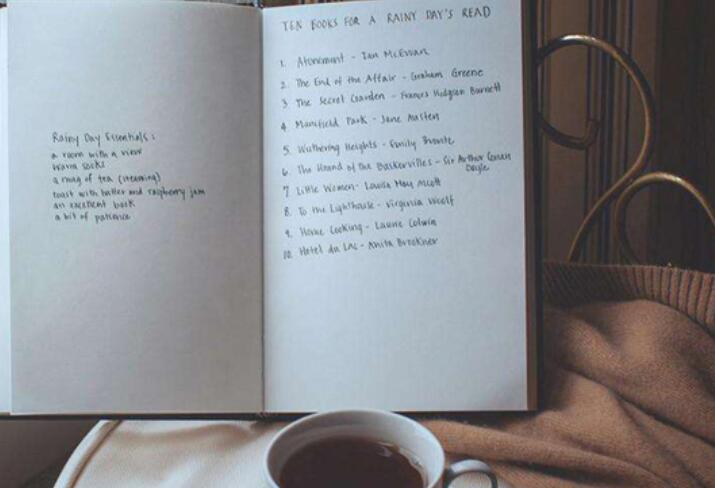 异地恋好累想哭的说说文案