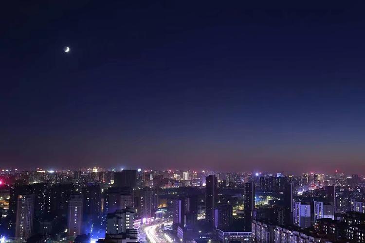 夜晚的句子文案说说心情