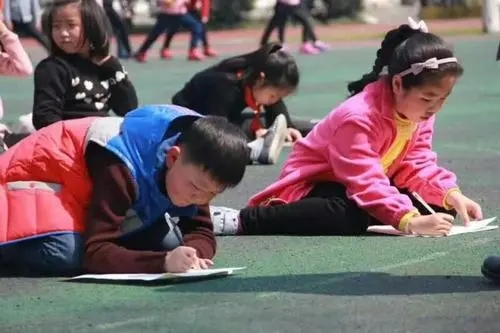 赞美男孩初长成的诗句文案