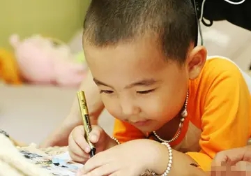 牛年喜得男宝一枚发朋友圈